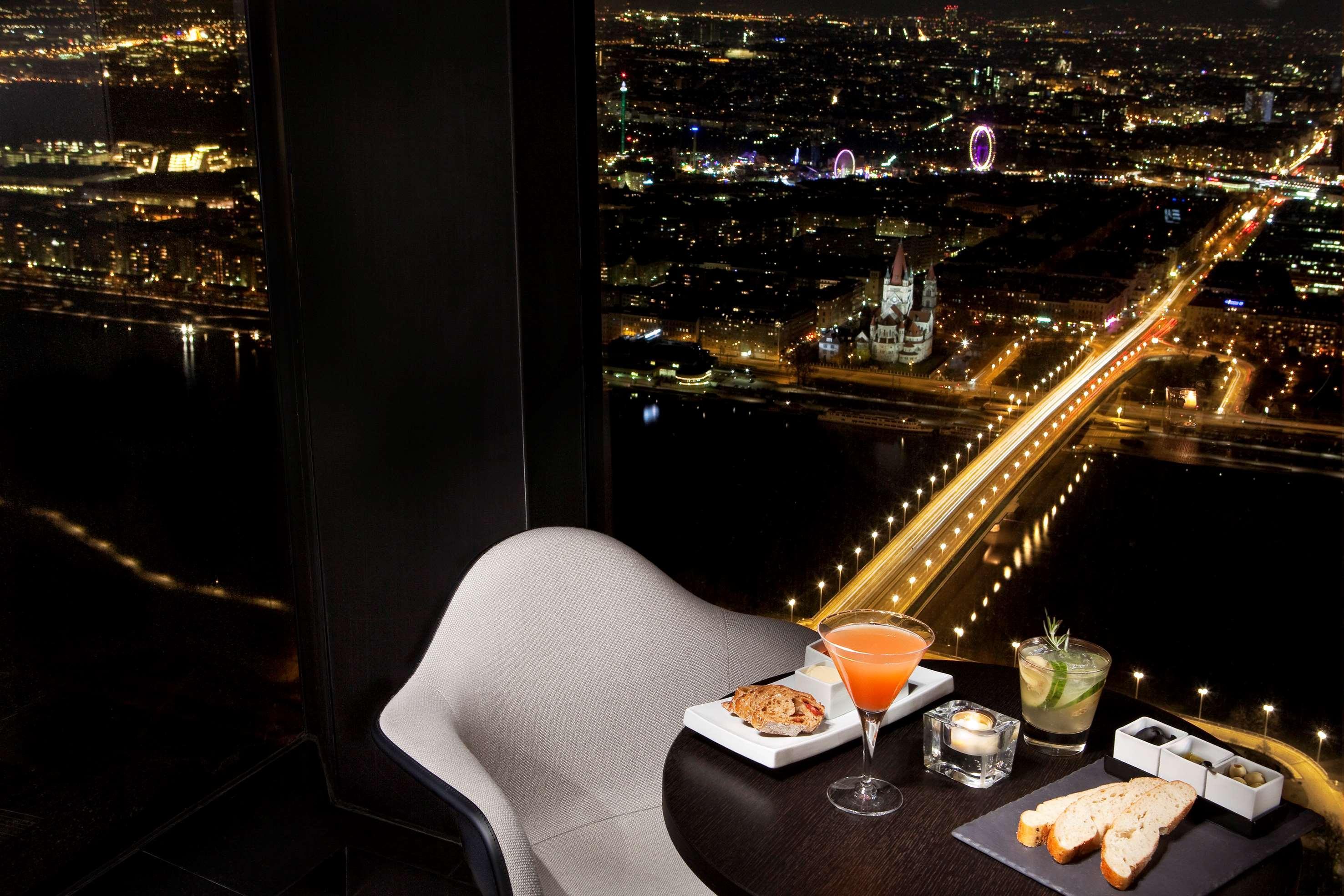 Melia Vienna Hotel Exterior foto Skyline Bar