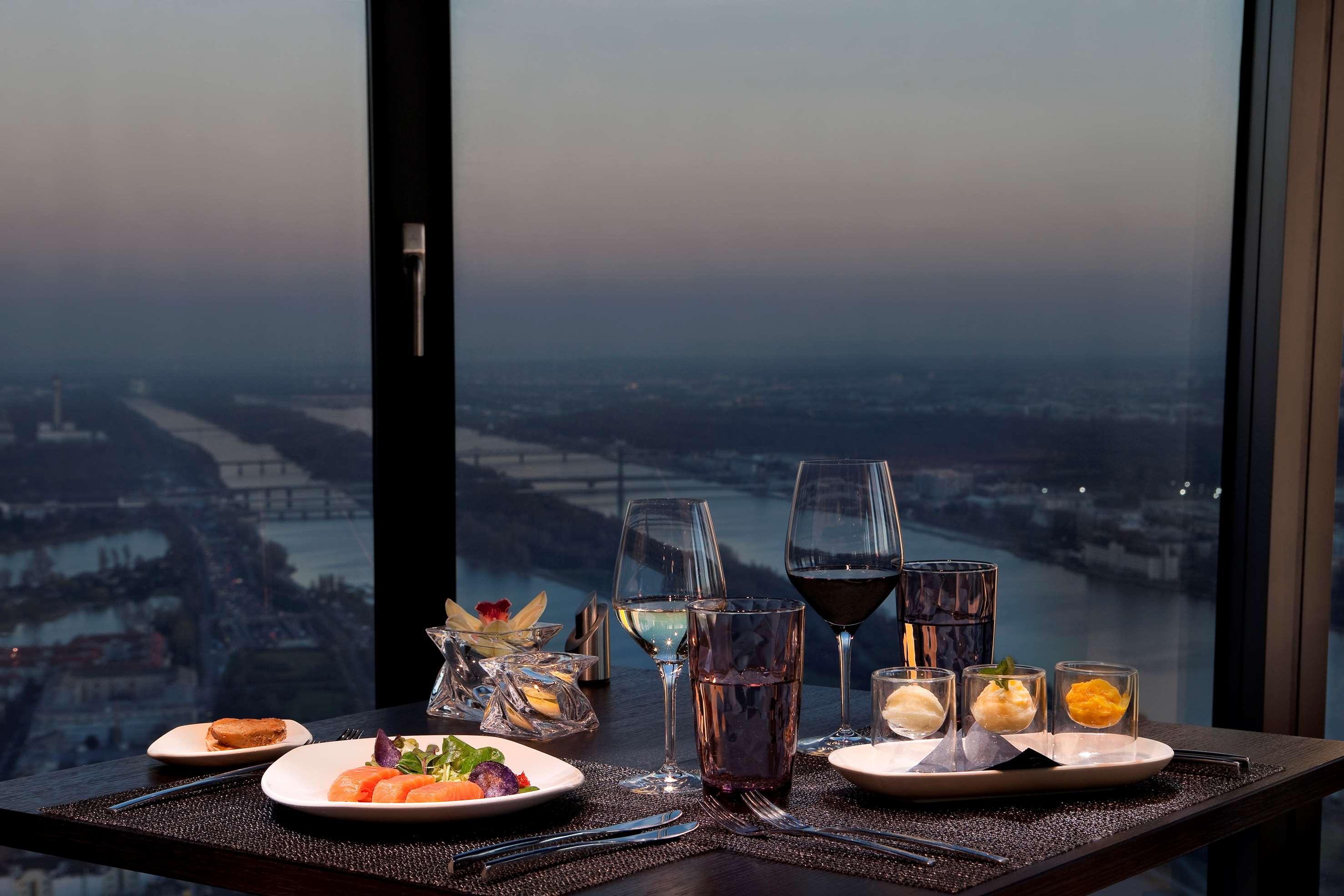 Melia Vienna Hotel Exterior foto Skyline Bar
