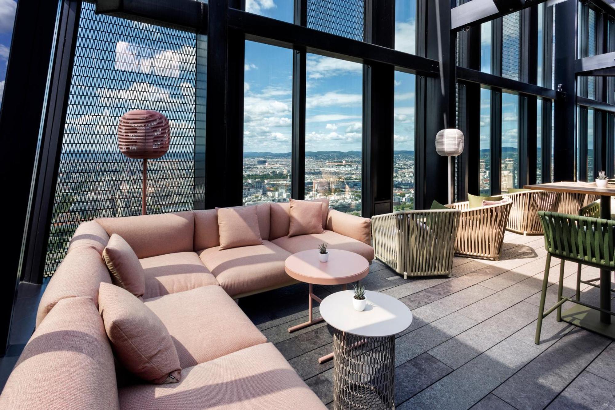 Melia Vienna Hotel Exterior foto The Sky Bar