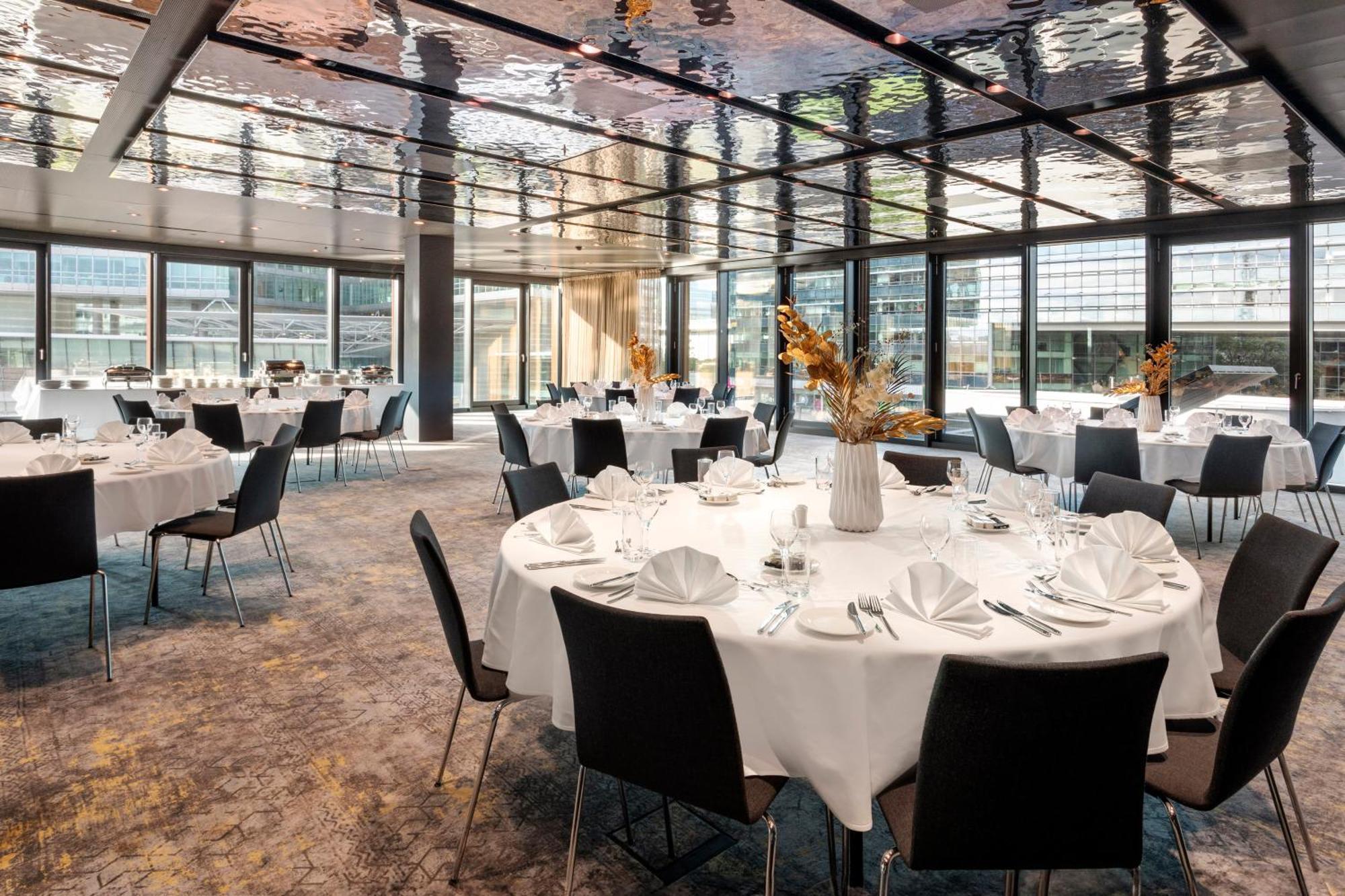 Melia Vienna Hotel Exterior foto The restaurant