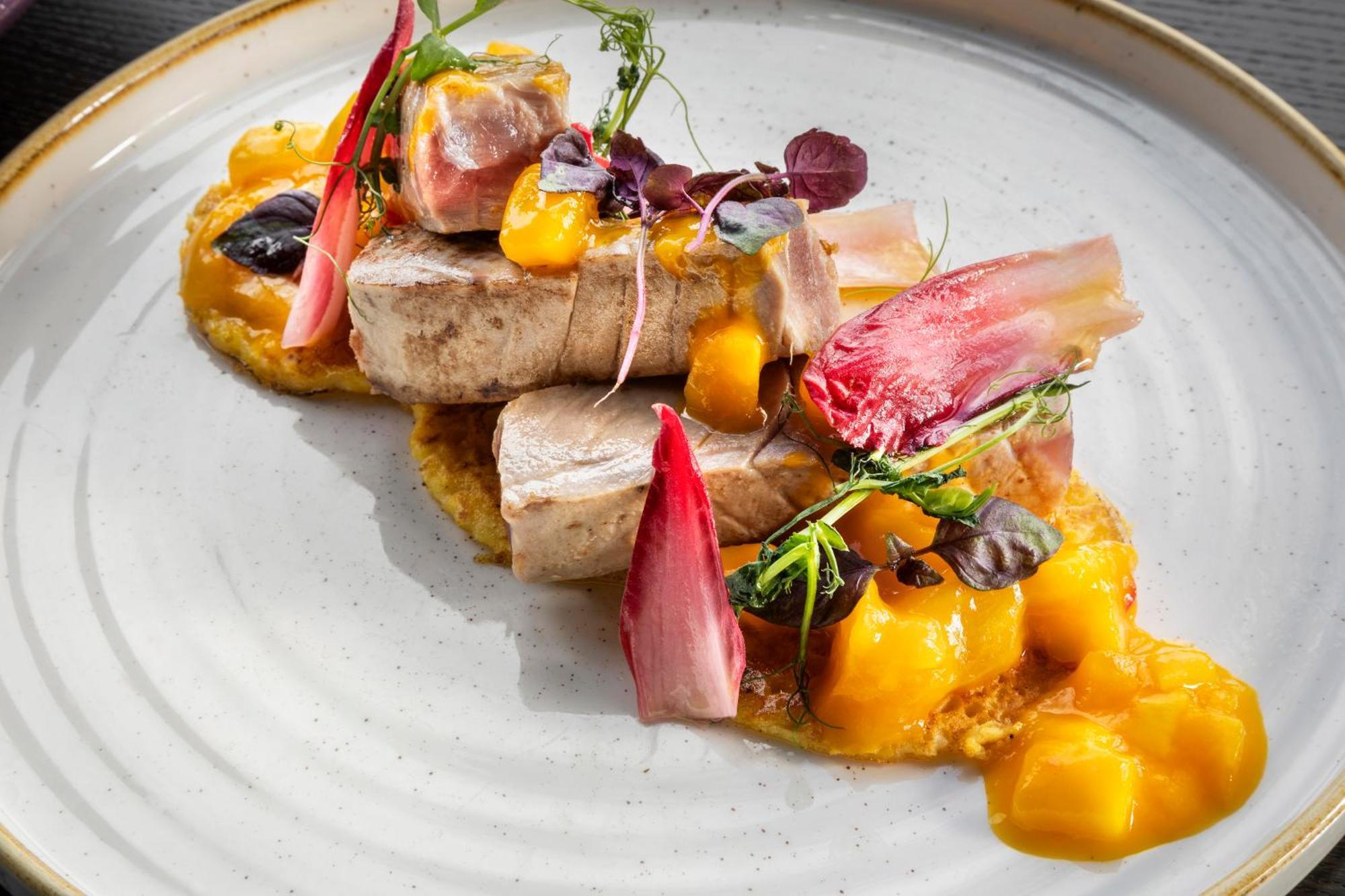 Melia Vienna Hotel Exterior foto A modern Nordic cuisine dish